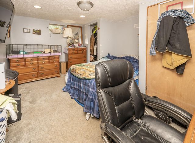 689 Skyline Drive, Florence, KY 41042