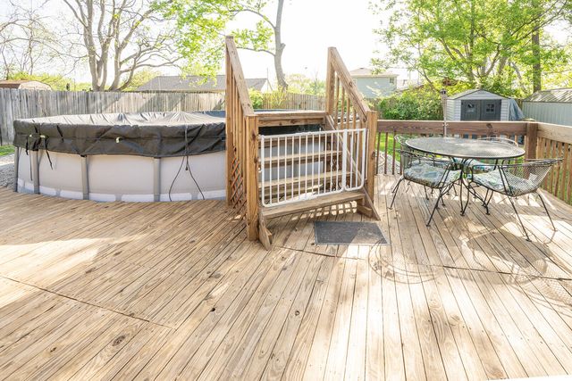 689 Skyline Drive, Florence, KY 41042