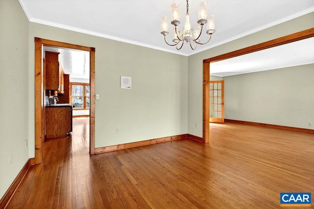 472 HORSESHOE MOUNTAIN RD, Roseland, VA 22967