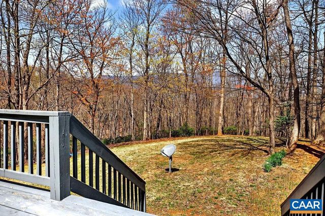 472 HORSESHOE MOUNTAIN RD, Roseland, VA 22967