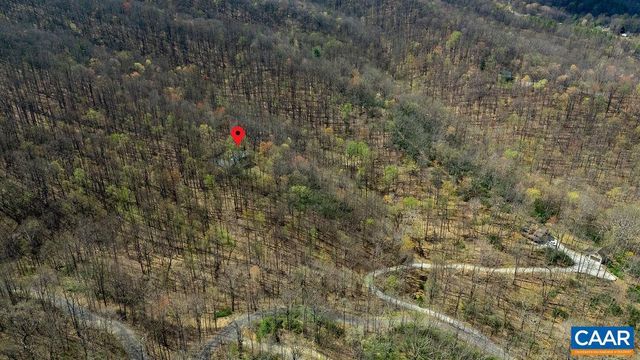 472 HORSESHOE MOUNTAIN RD, Roseland, VA 22967