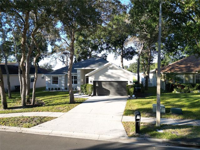 2560 TALL MAPLE LOOP, Ocoee, FL 34761