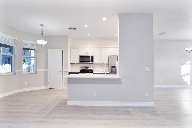 2560 TALL MAPLE LOOP, Ocoee, FL 34761