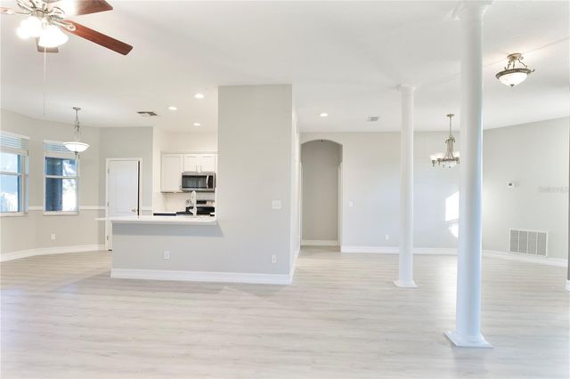 2560 TALL MAPLE LOOP, Ocoee, FL 34761