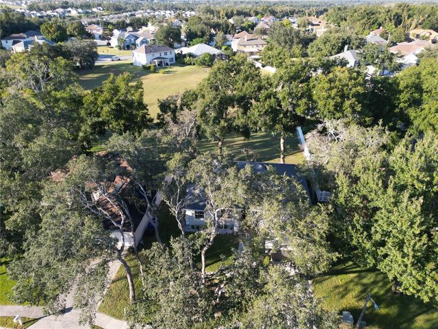 2560 TALL MAPLE LOOP, Ocoee, FL 34761