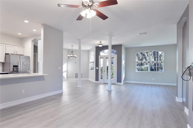 2560 TALL MAPLE LOOP, Ocoee, FL 34761