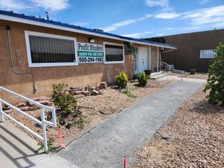 608 CHAMA Street NE, Albuquerque, NM 87108