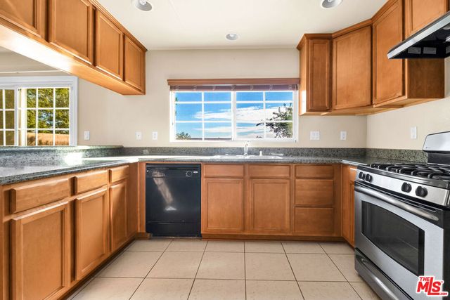 44616 Driftwood Street, Lancaster, CA 93535