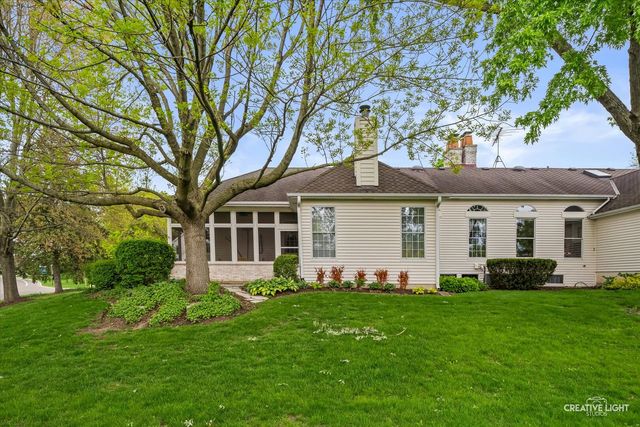 1 Glengarry Lane, Sugar Grove, IL 60554