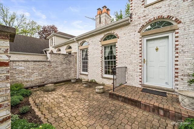1 Glengarry Lane, Sugar Grove, IL 60554