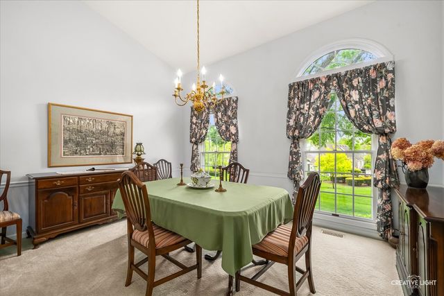 1 Glengarry Lane, Sugar Grove, IL 60554