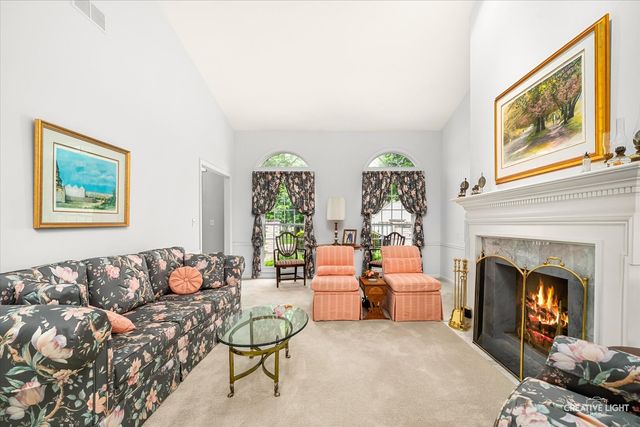 1 Glengarry Lane, Sugar Grove, IL 60554