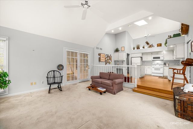 1 Glengarry Lane, Sugar Grove, IL 60554