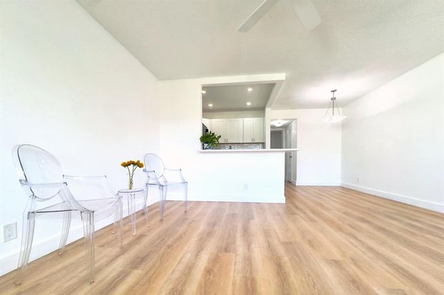 150 Windsor G, West Palm Beach, FL 33417