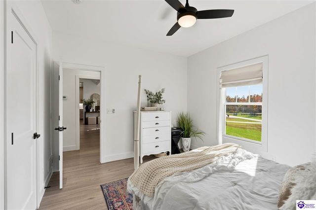 56 Still Meadow Ct, Elizabethtown, KY 42701