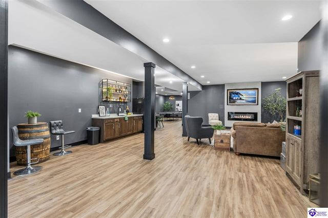 56 Still Meadow Ct, Elizabethtown, KY 42701