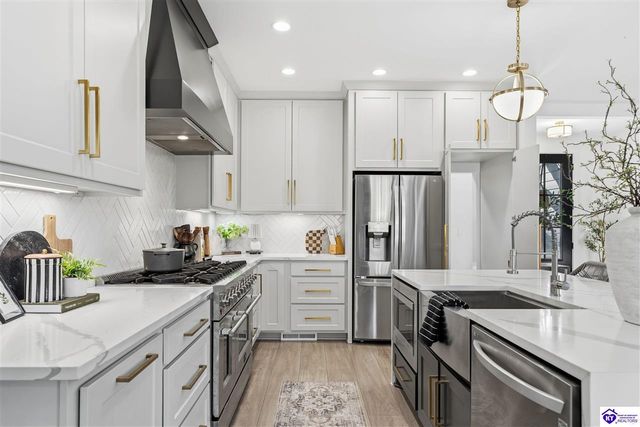 56 Still Meadow Ct, Elizabethtown, KY 42701