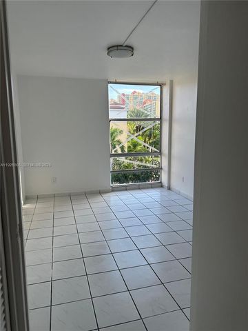 210 172nd St 542, Sunny Isles Beach, FL 33160