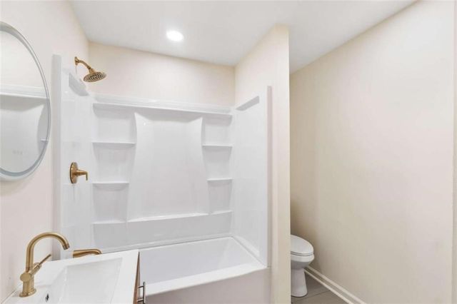 6048 BLACKHAWK Trail, Mableton, GA 30126