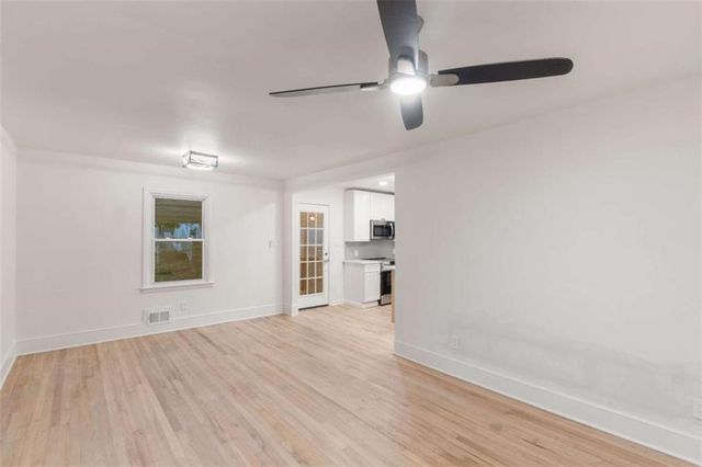 6048 BLACKHAWK Trail, Mableton, GA 30126