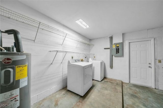 4126 SE 1st CT, Cape Coral, FL 33904