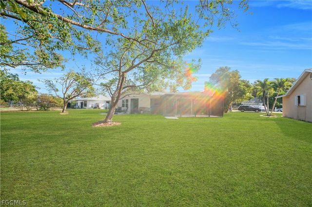 4126 SE 1st CT, Cape Coral, FL 33904