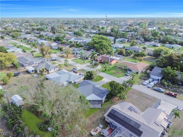 4126 SE 1st CT, Cape Coral, FL 33904