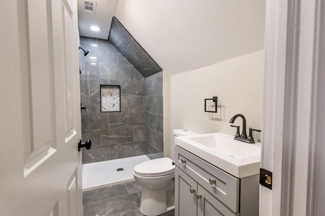 2774 N 7th STREET, Milwaukee, WI 53212