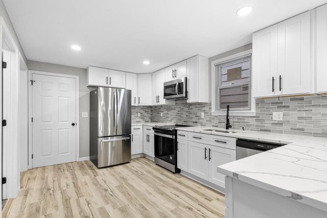 2774 N 7th STREET, Milwaukee, WI 53212