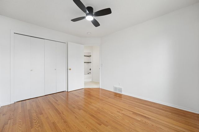 890 Fernbrook Lane N, Plymouth, MN 55447