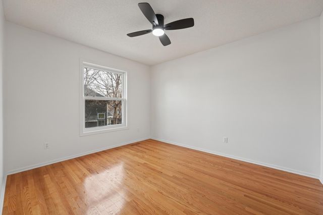 890 Fernbrook Lane N, Plymouth, MN 55447