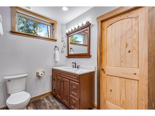 80 Lookout Dr, Lyons, CO 80540