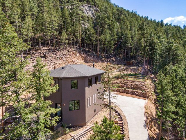80 Lookout Dr, Lyons, CO 80540