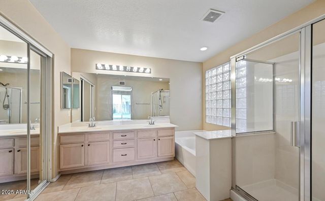 6923 W Laredo Street, Chandler, AZ 85226