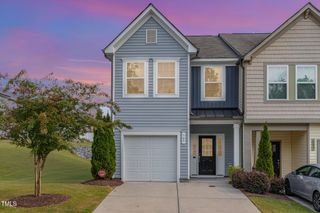 349 E Porthaven Way, Clayton, NC 27527