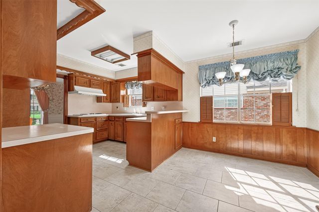 13726 Kingsride Lane, Houston, TX 77079