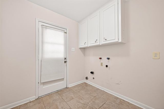 13726 Kingsride Lane, Houston, TX 77079