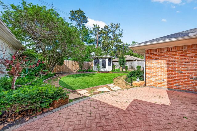 13726 Kingsride Lane, Houston, TX 77079