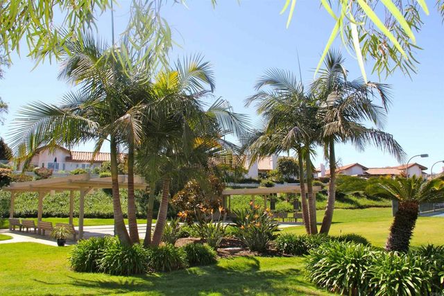 4976 Lamia Way, Oceanside, CA 92056