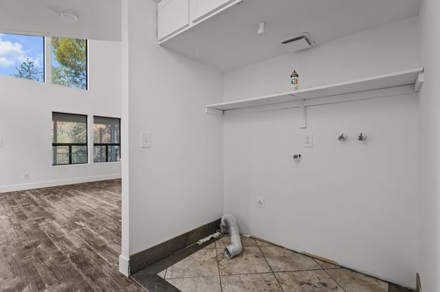 15309 Fawndale Road, Redding, CA 96003