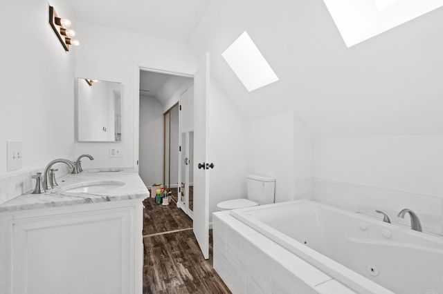 15309 Fawndale Road, Redding, CA 96003