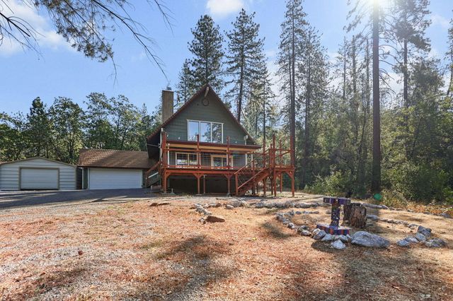 15309 Fawndale Road, Redding, CA 96003