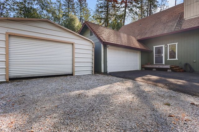 15309 Fawndale Road, Redding, CA 96003