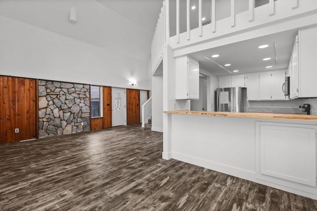 15309 Fawndale Road, Redding, CA 96003