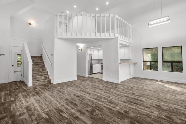 15309 Fawndale Road, Redding, CA 96003