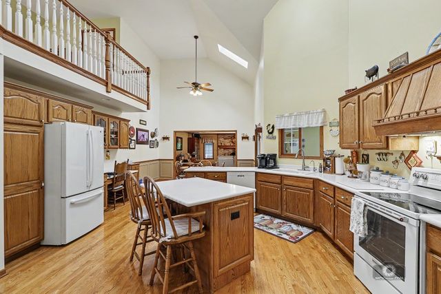 14615 W Hickory Avenue, Lemont, IL 60439
