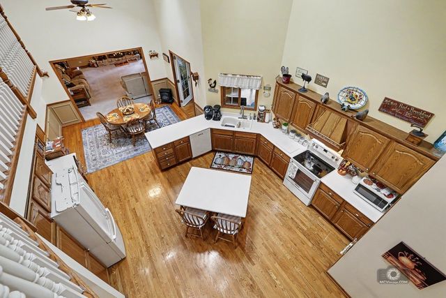 14615 W Hickory Avenue, Lemont, IL 60439