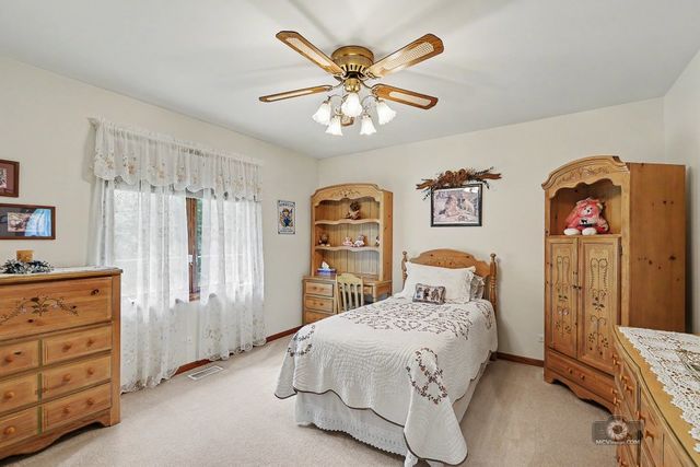 14615 W Hickory Avenue, Lemont, IL 60439