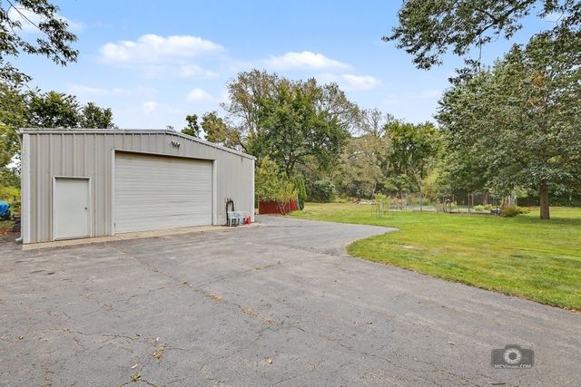 14615 W Hickory Avenue, Lemont, IL 60439