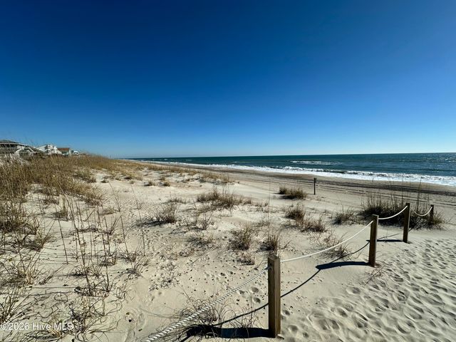 103 Grace Court, Emerald Isle, NC 28594